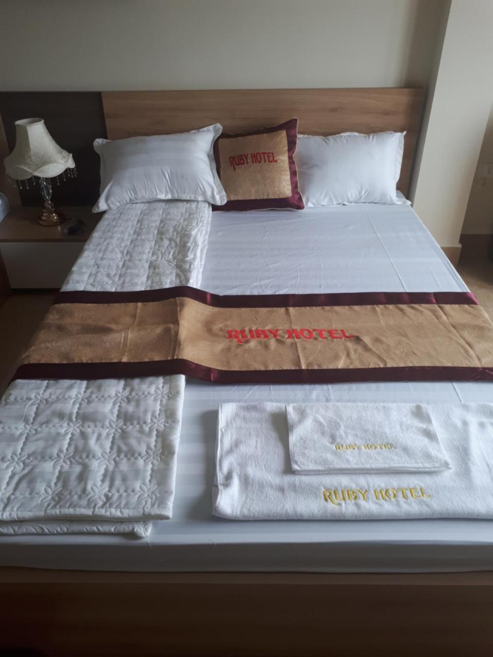 Ruby Hotel Vinh Yen Exterior foto